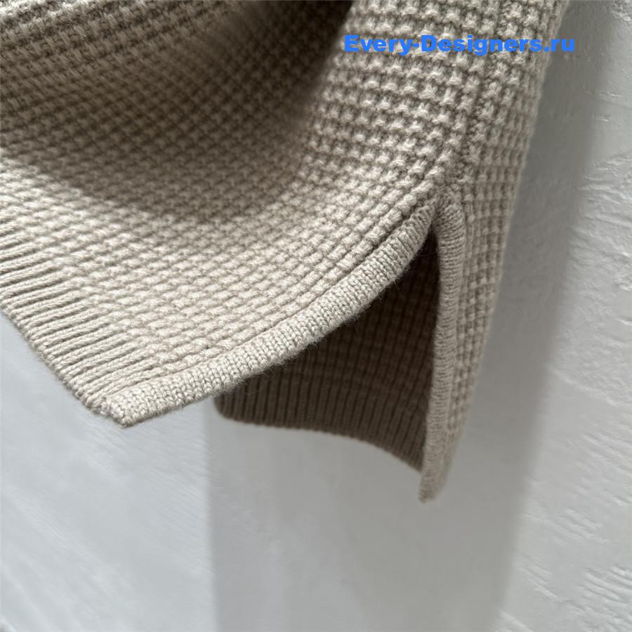 L0r0 P1ana beige mink knit vest