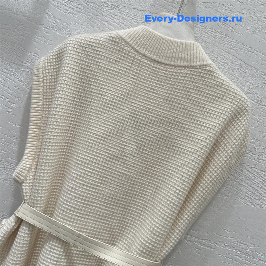 L0r0 P1ana white mink knit vest