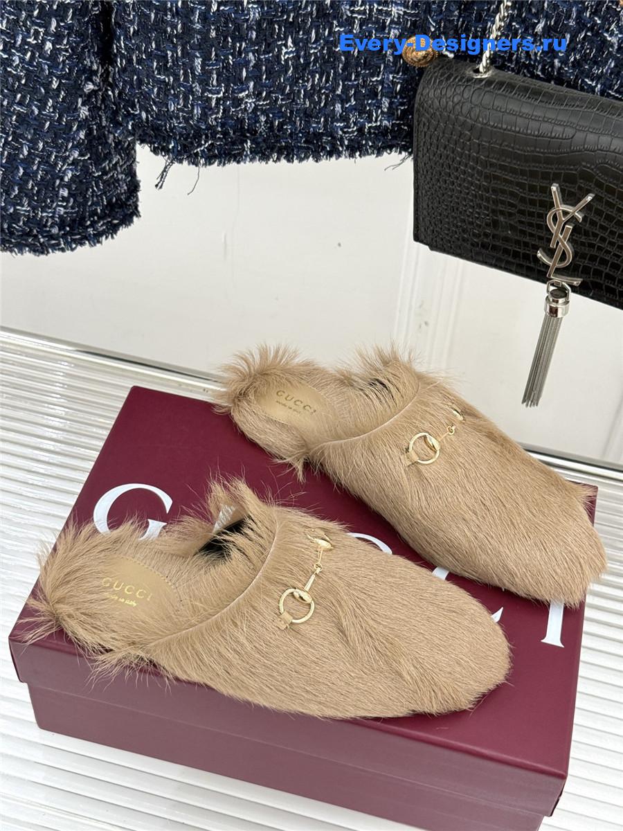 Gvc*1 beige horsebit mule fur slides