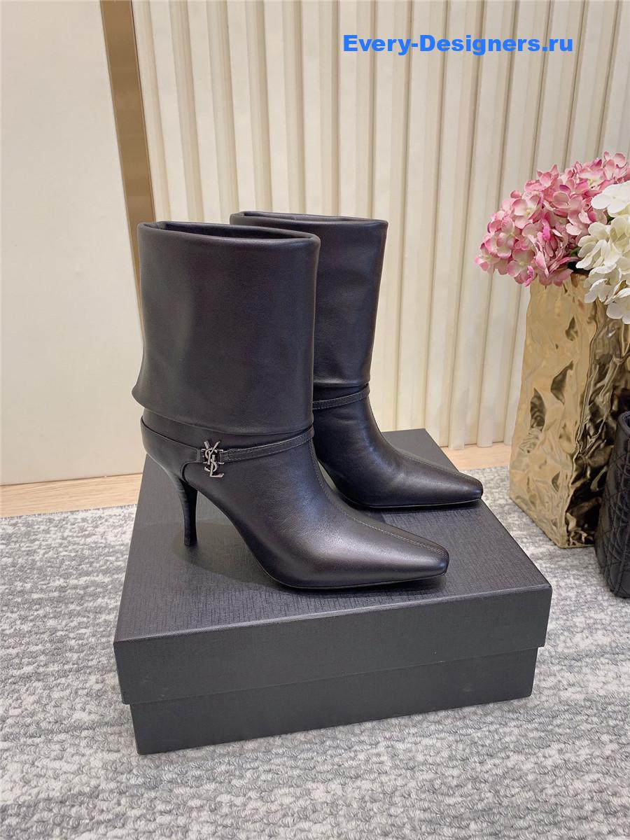 Sa1nt Lau*nt vicky black leather bootie