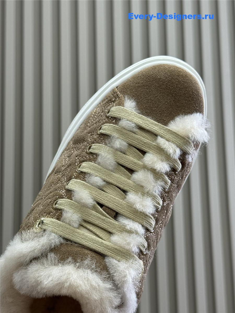 l0vis Vvtt0n brown time out shearling sneakers