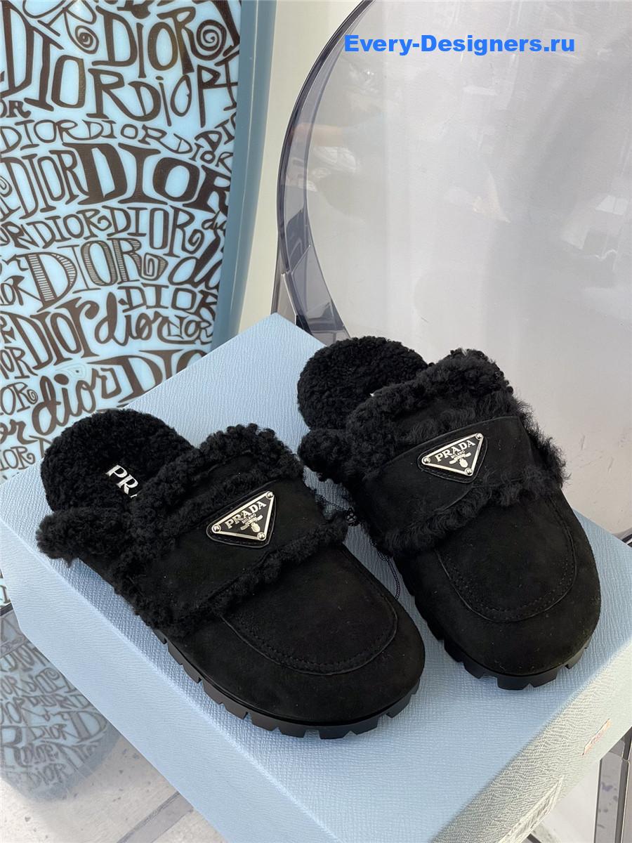 Pra*a black flat shearling fur-lined mules