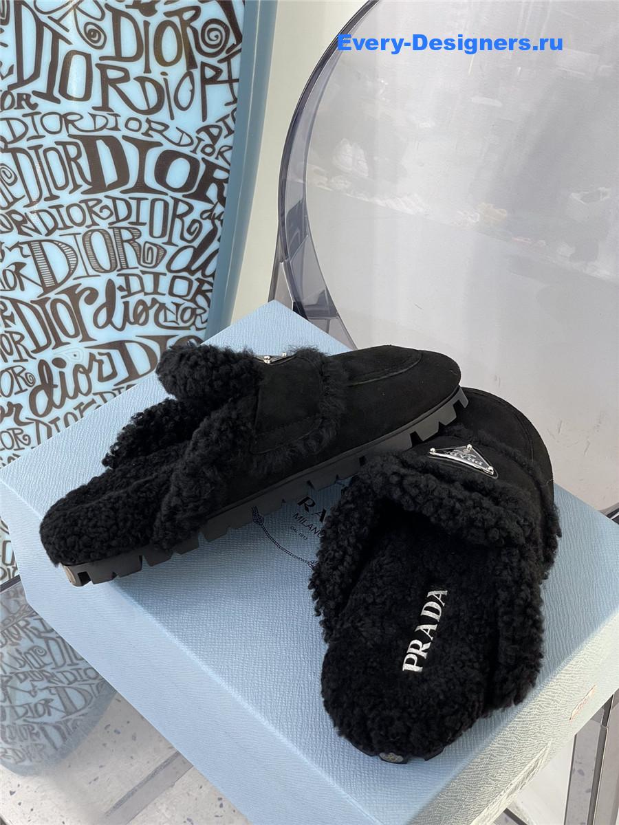 Pra*a black flat shearling fur-lined mules