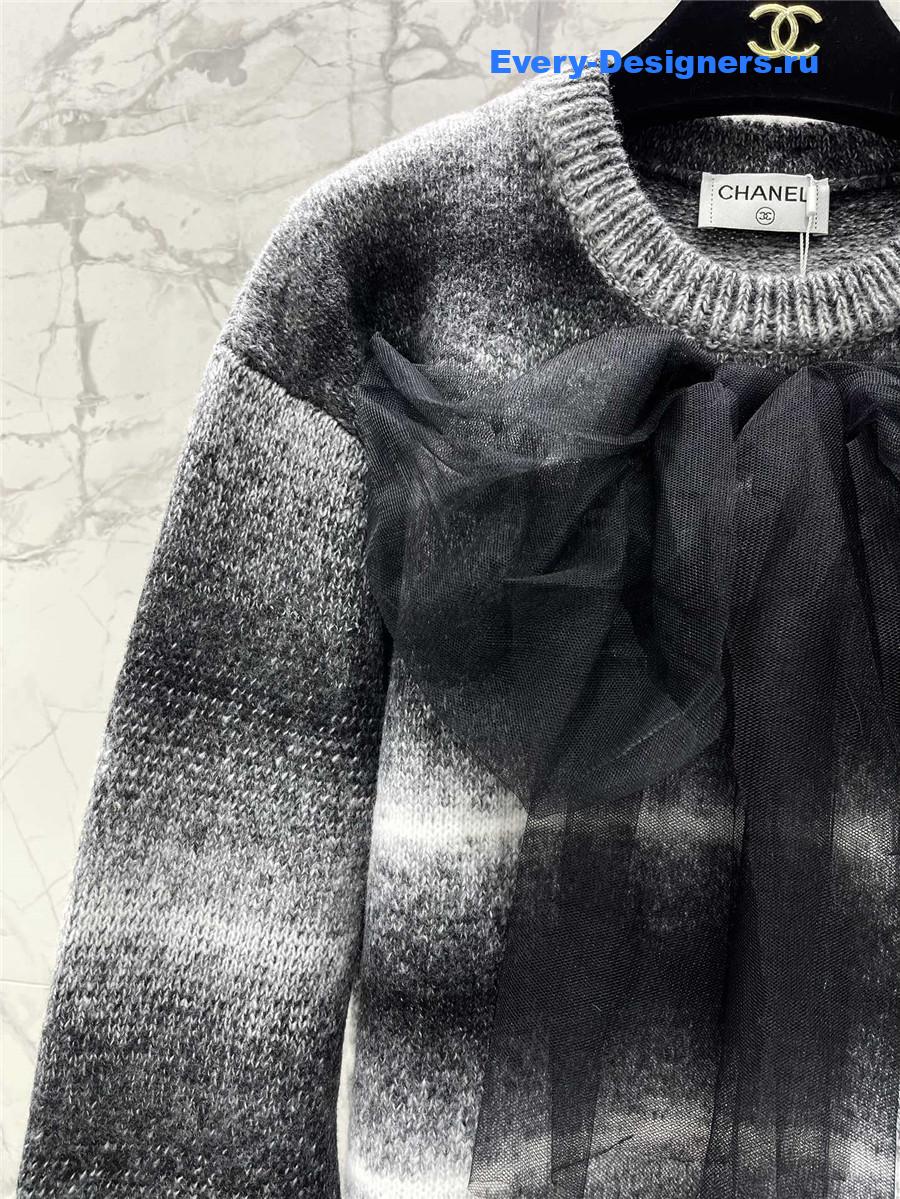 Ch**el black white striped bow sweater