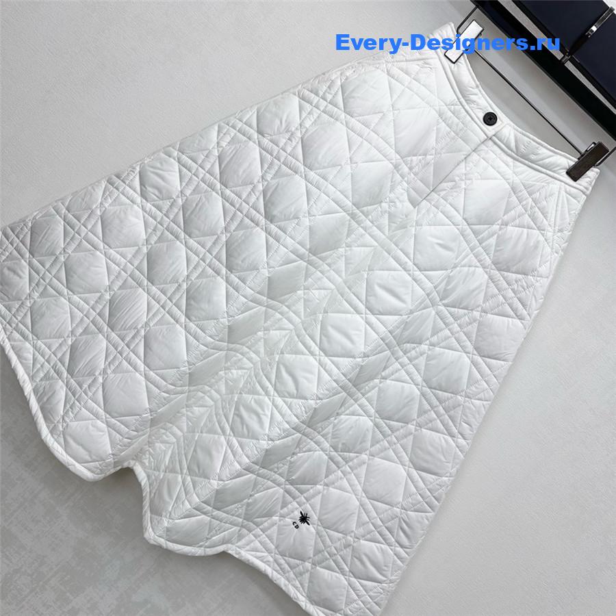 D10r white quilted pocket midi skirt
