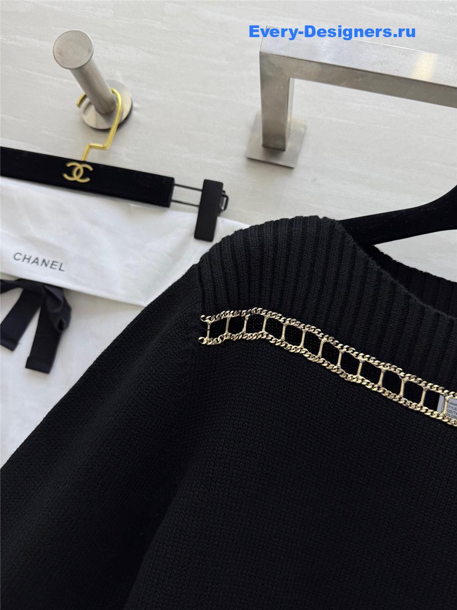 Ch**el cashmere chain camisole sweater