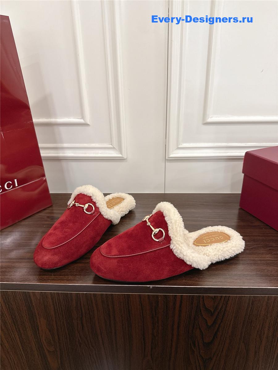 Gvc*1 horsebit wool red mules