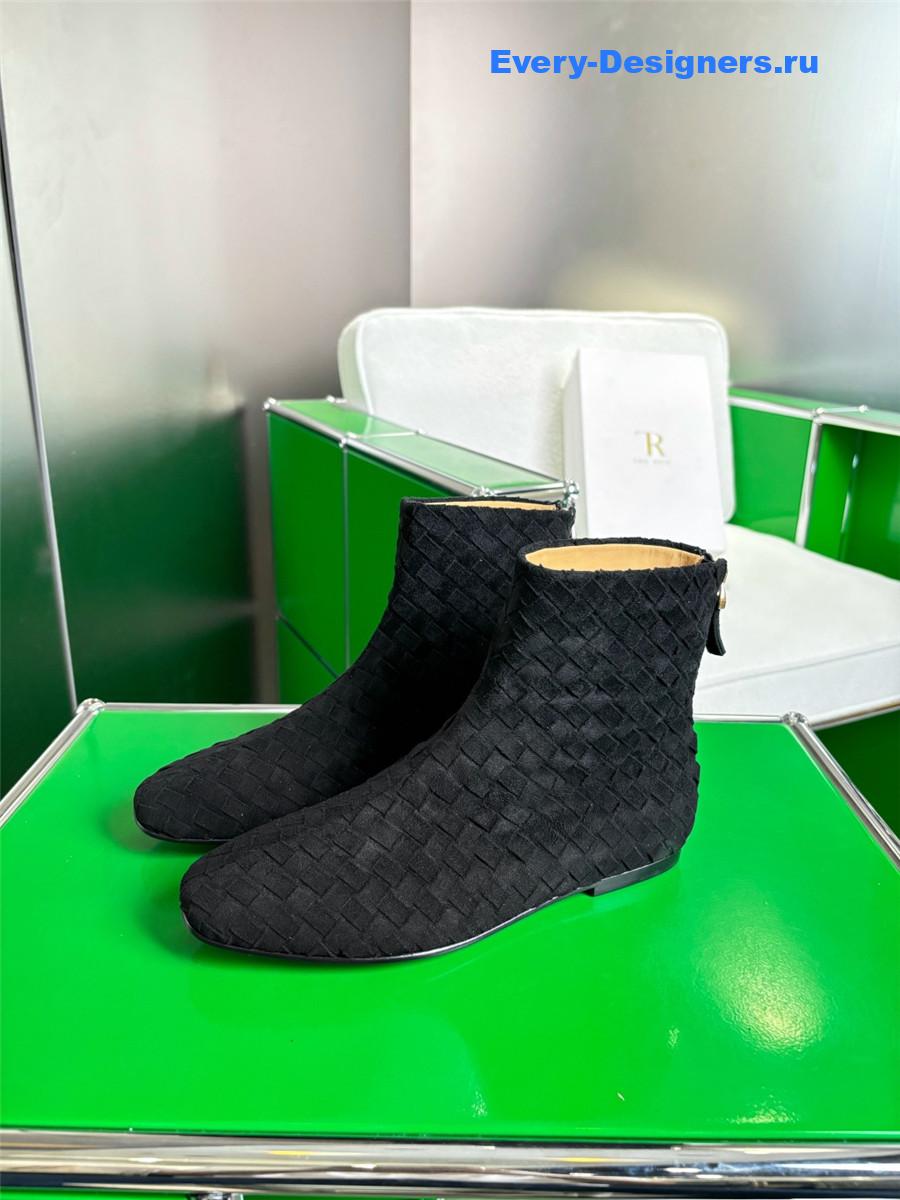 b0tt*ga Ven*ta black atomic intrecciato leather ankle boots