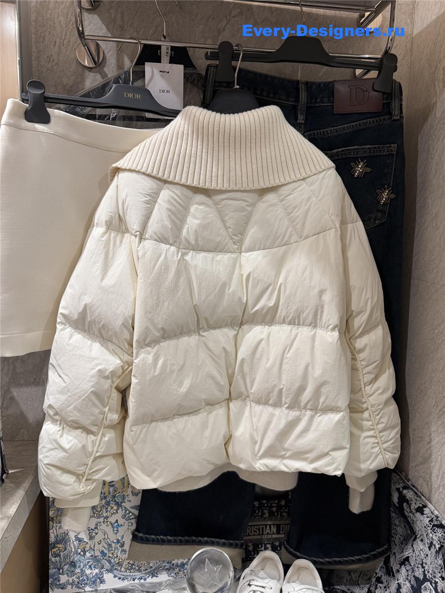 D10r cd white wool collar down jacket