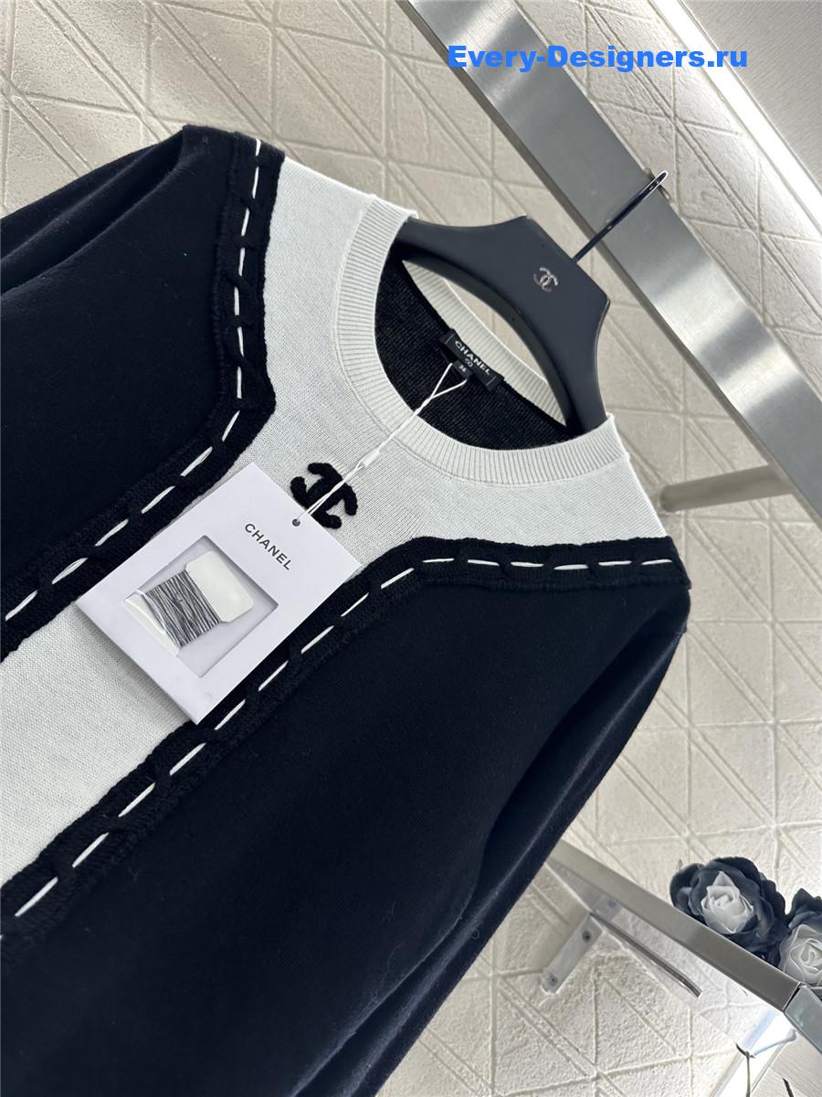 Ch**el black crew neck sweater