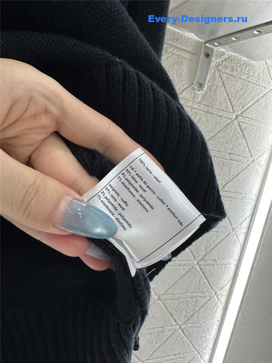 Ch**el black embroidered-bow sweater