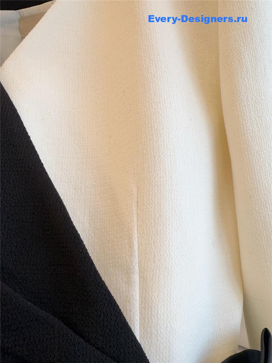 Va1e*ntin0 garavani bow-embellishment blazer