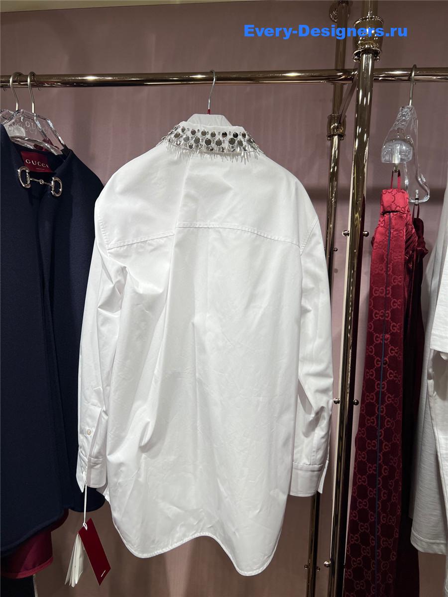 Gvc*1 studded-collar buttoned white shirt