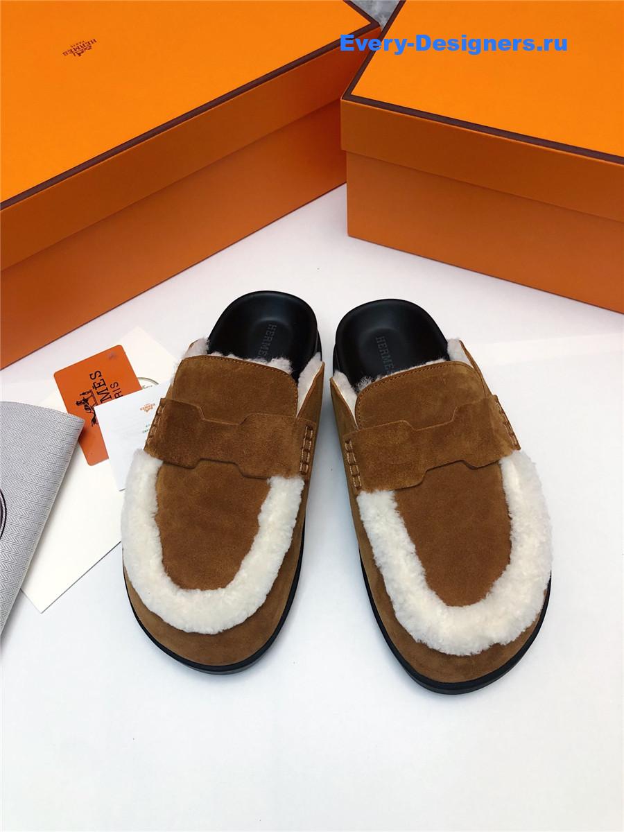H**me5 brown suede goatskin shearling go mules