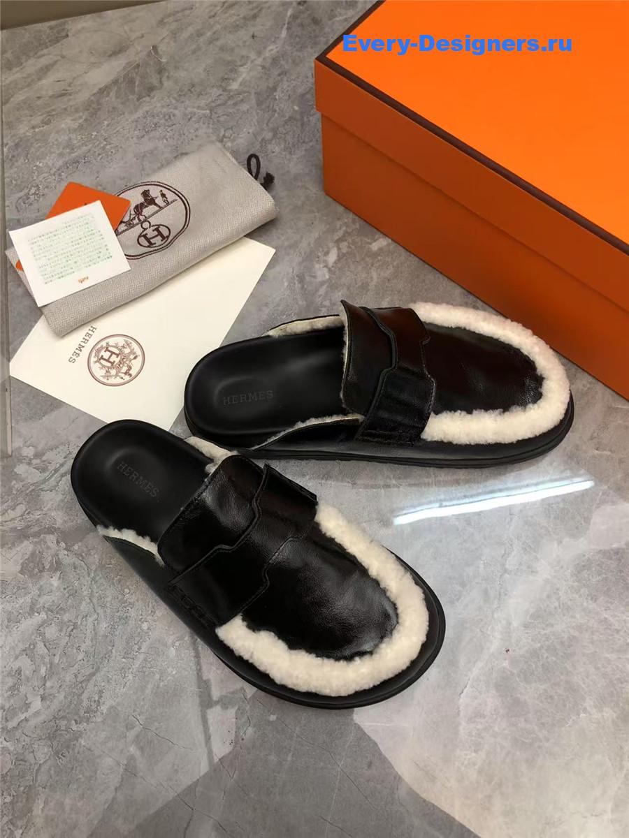 H**me5 black leather goatskin shearling go mules