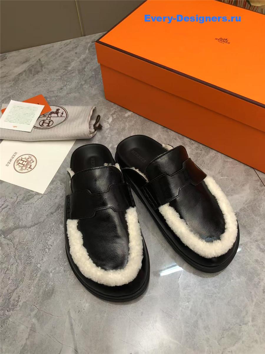 H**me5 black leather goatskin shearling go mules