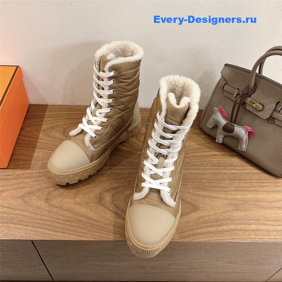 H**me5 beige fresh ankle boot