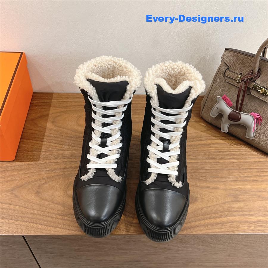 H**me5 black fresh ankle boot