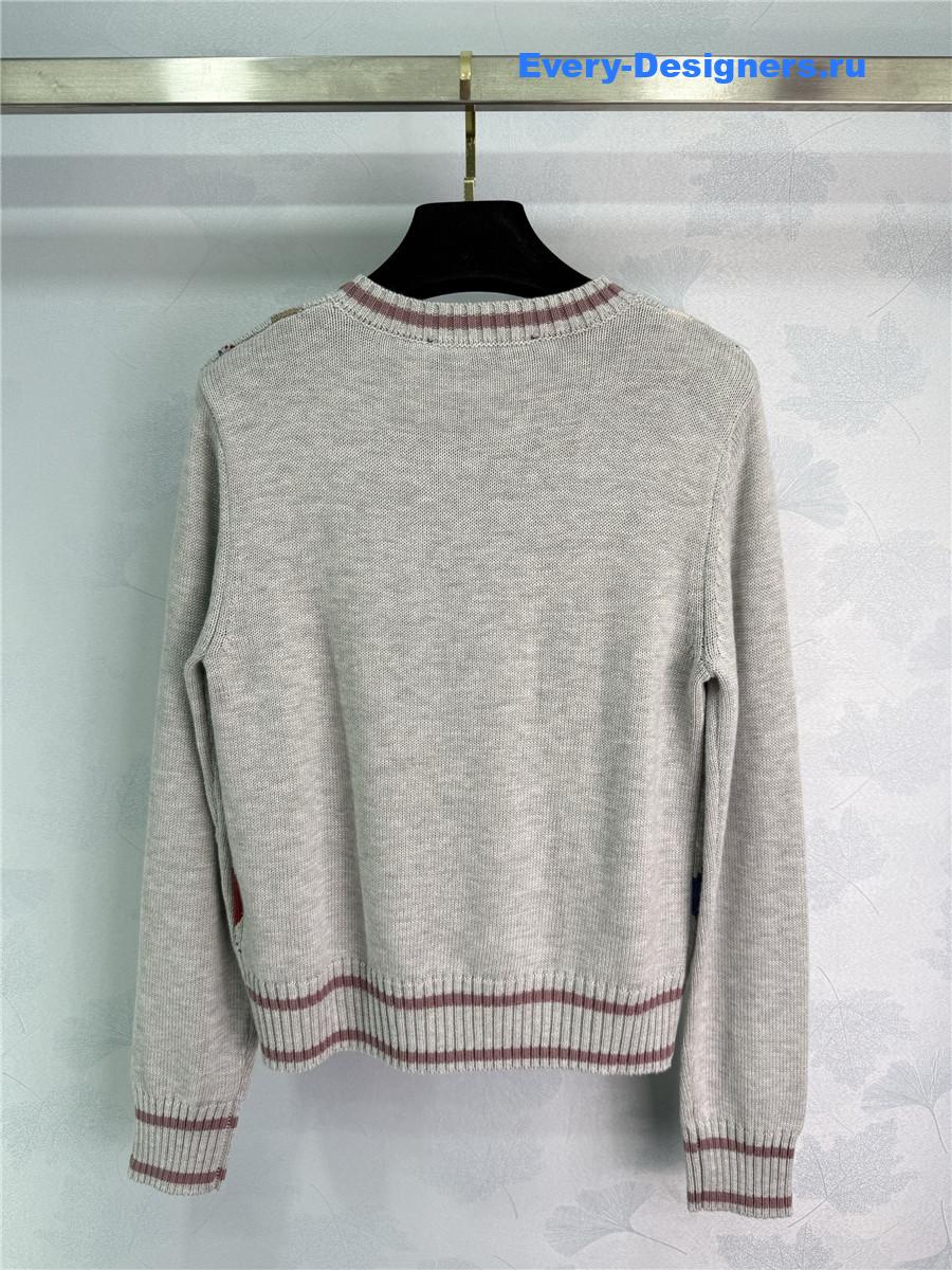 l0vis Vvtt0n embroidered knitted v-neck sweater