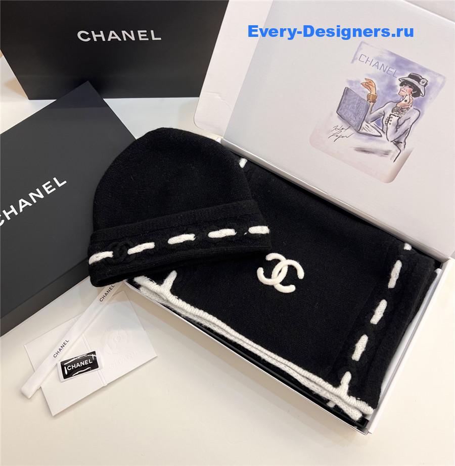 Ch**el black cashmere hat and scarf set