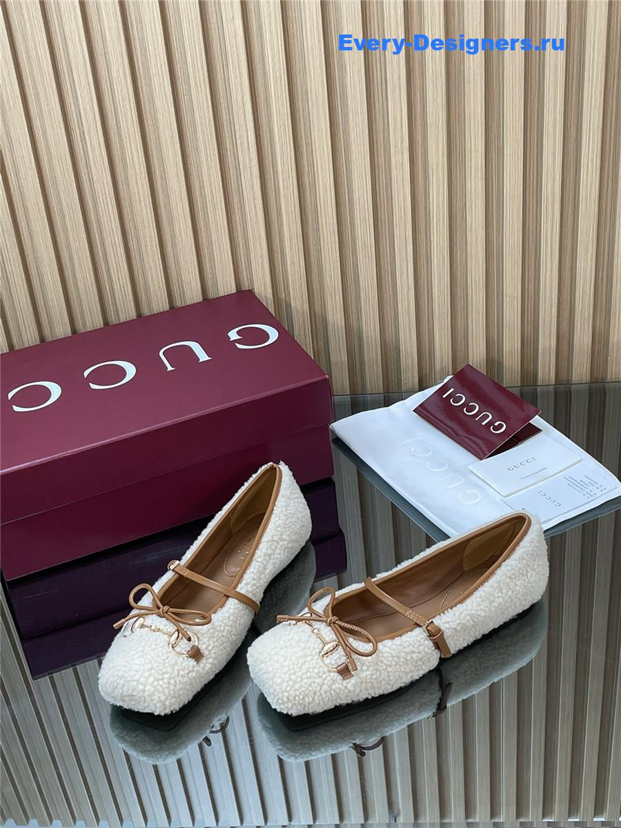 Gvc*1 horsebit leather-trimmed shearling flats