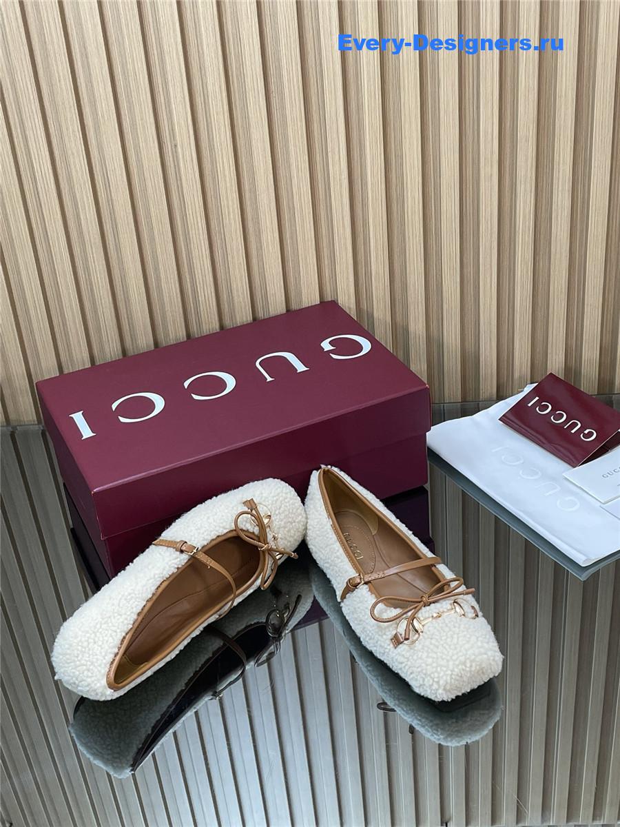 Gvc*1 horsebit leather-trimmed shearling flats