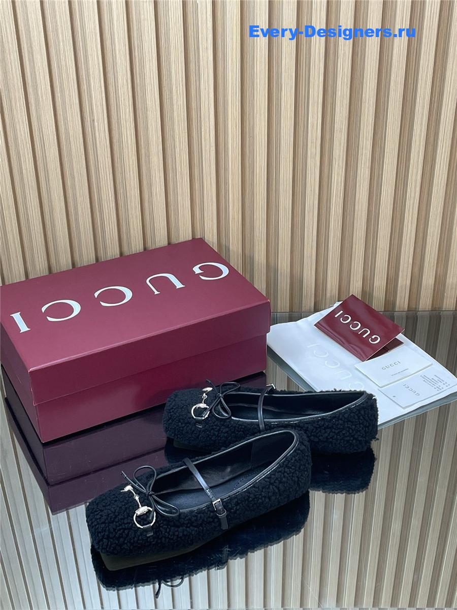 Gvc*1 horsebit black leather-trimmed shearling flats