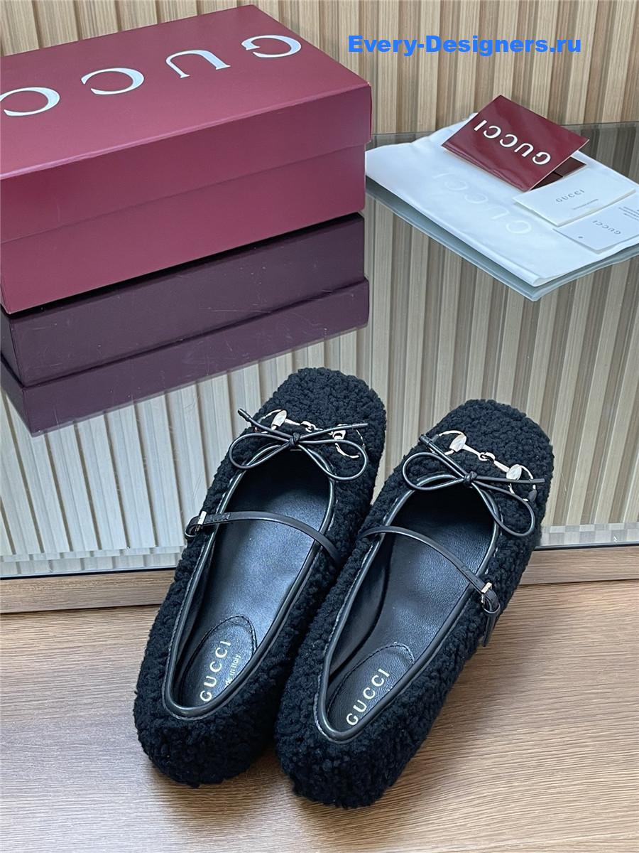 Gvc*1 horsebit black leather-trimmed shearling flats