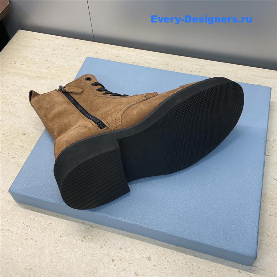 Pra*a brown suede lace-up boots