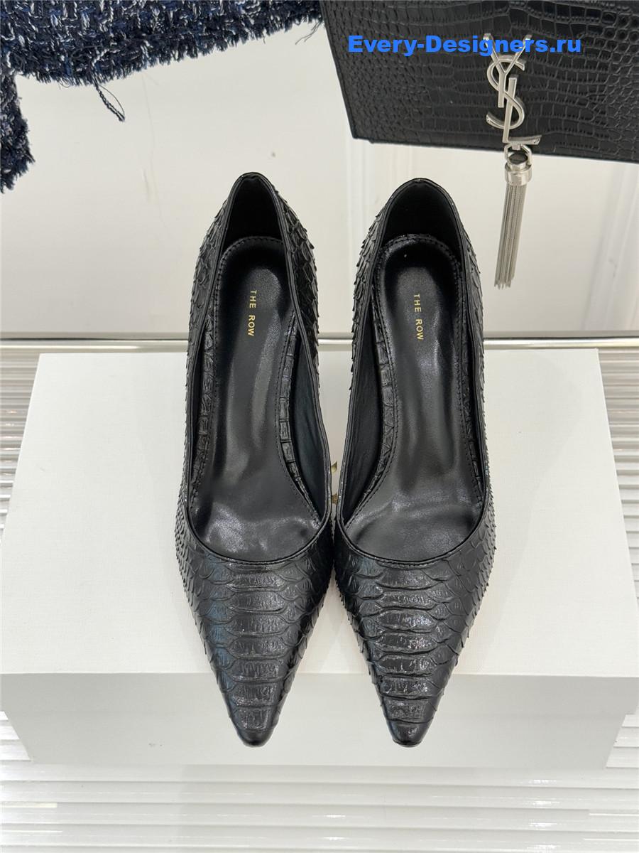 The R0w black liisa python almond kitten heel pump