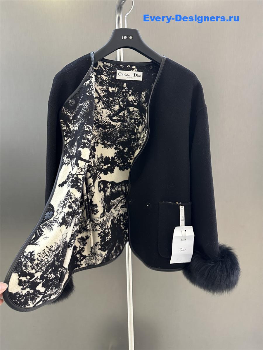 D10r black wool coat