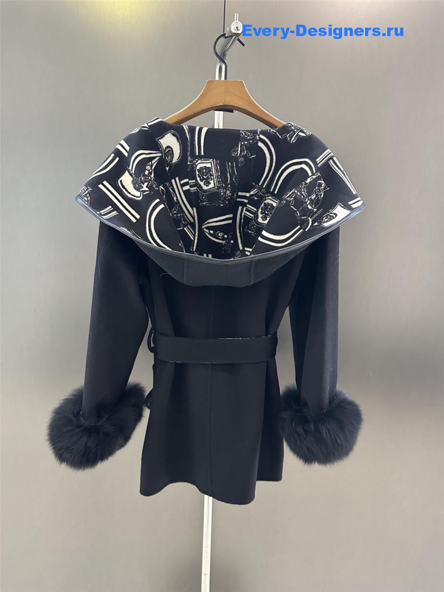 H**me5 black classic print wool coat