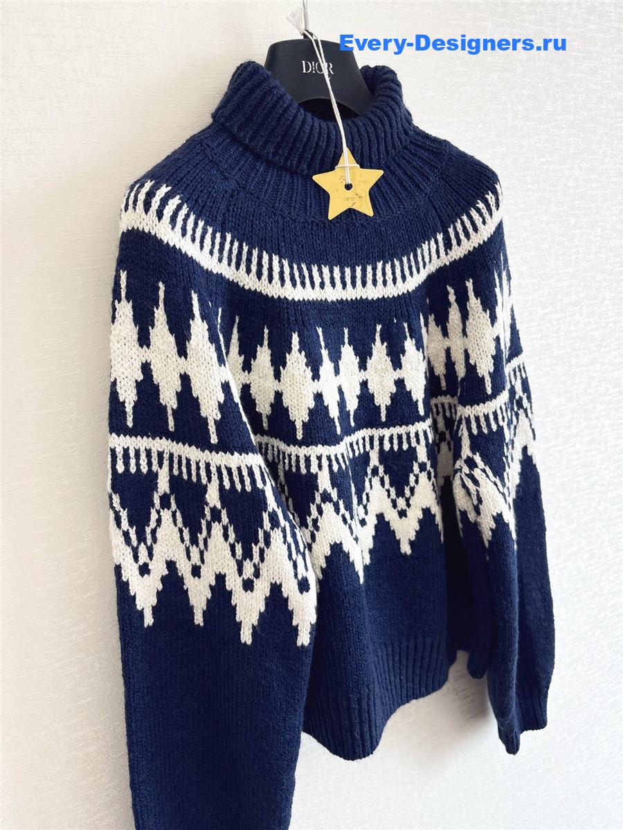 D10ralps navy turtleneck cashmere sweater