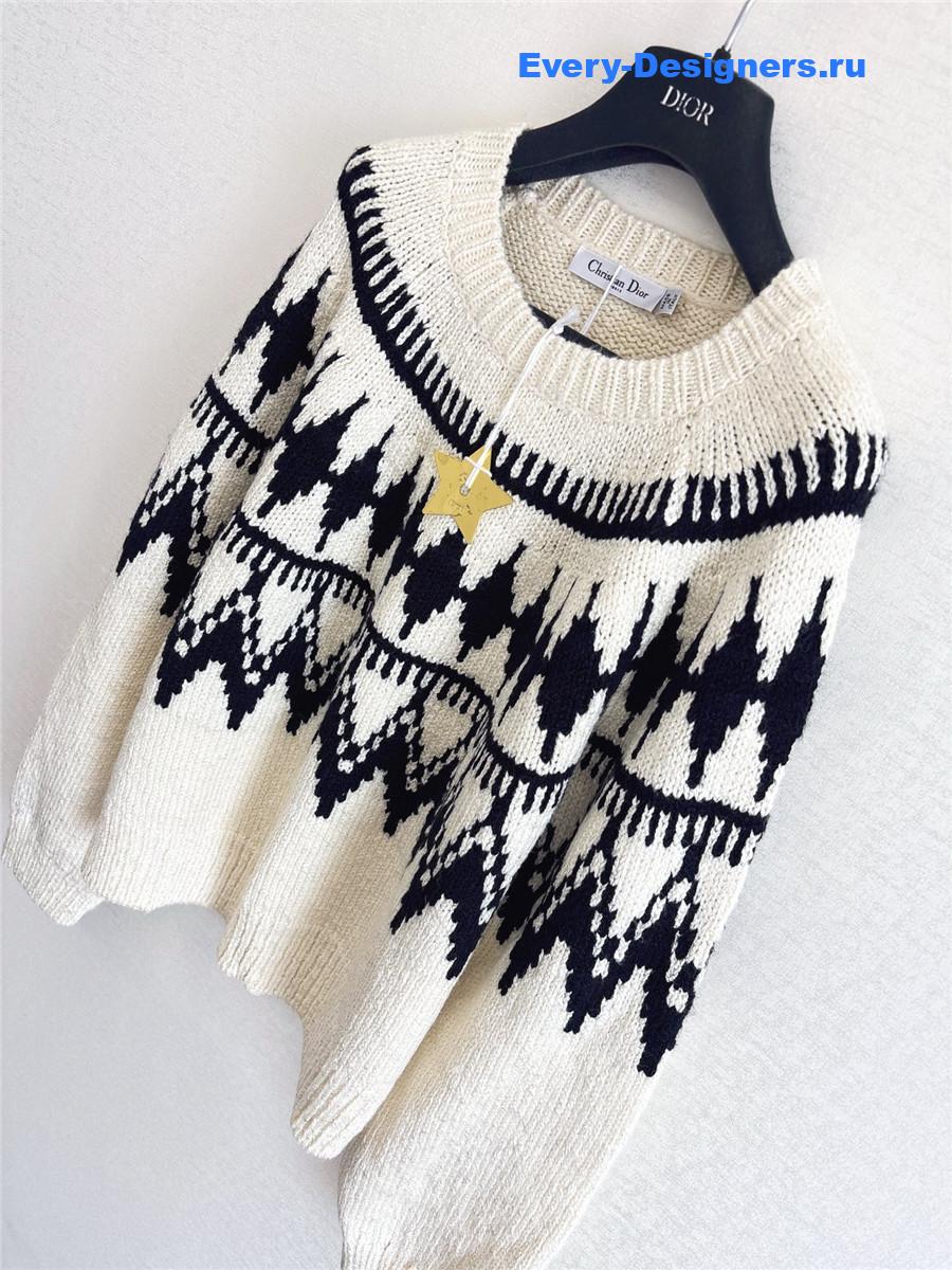 D10ralps beige round neck cashmere sweater