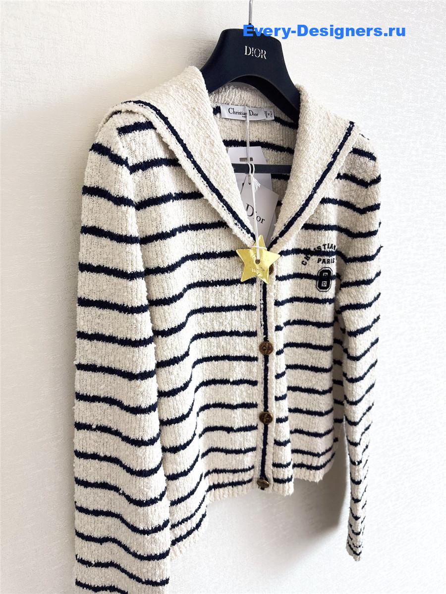 D10r white stripe lapel sweater