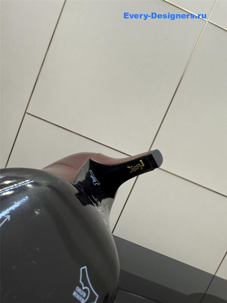 Sa1nt Lau*nt brown knee-high boots