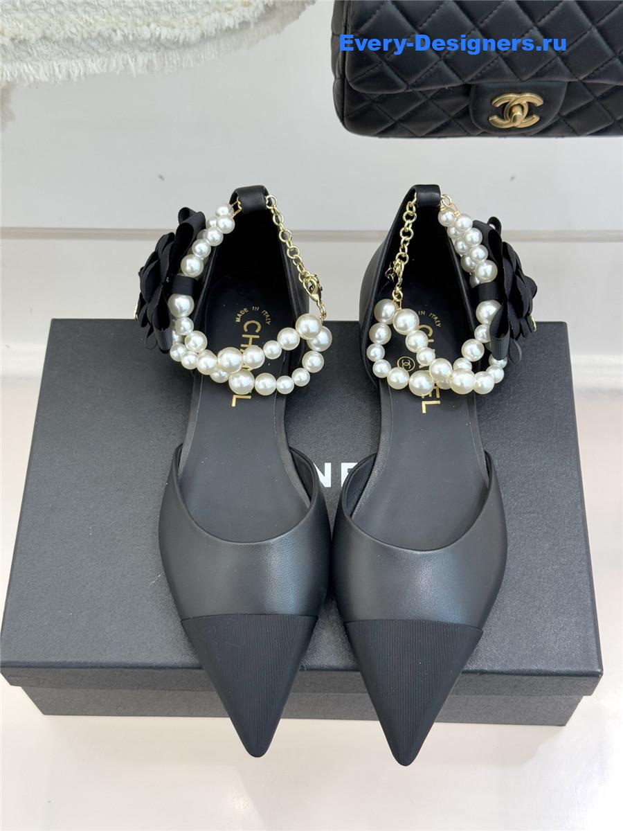 Ch**el pearl camellia pointed-toe flat sandals