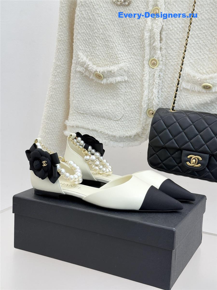 Ch**el pearl camellia white pointed-toe flat sandals