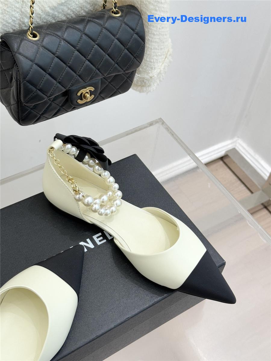 Ch**el pearl camellia white pointed-toe flat sandals