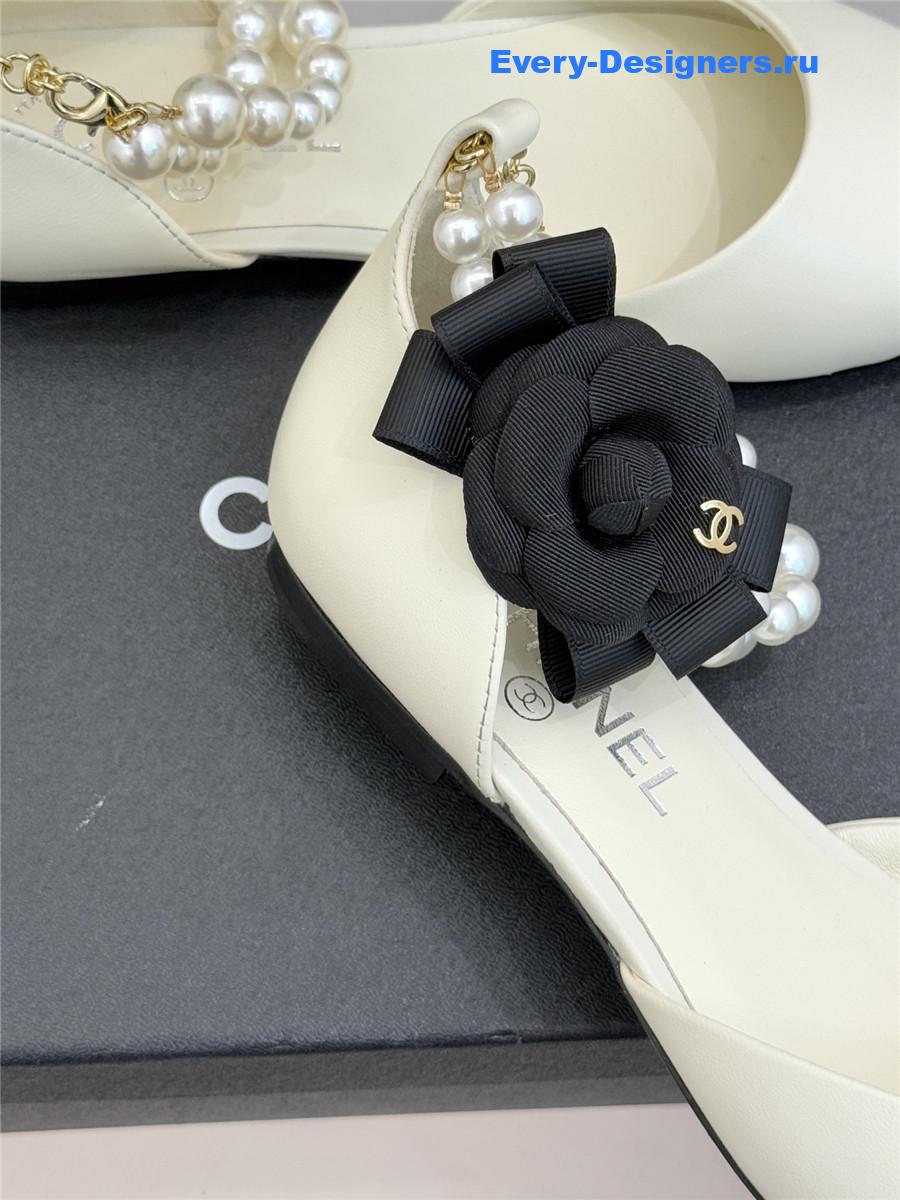 Ch**el pearl camellia white pointed-toe flat sandals