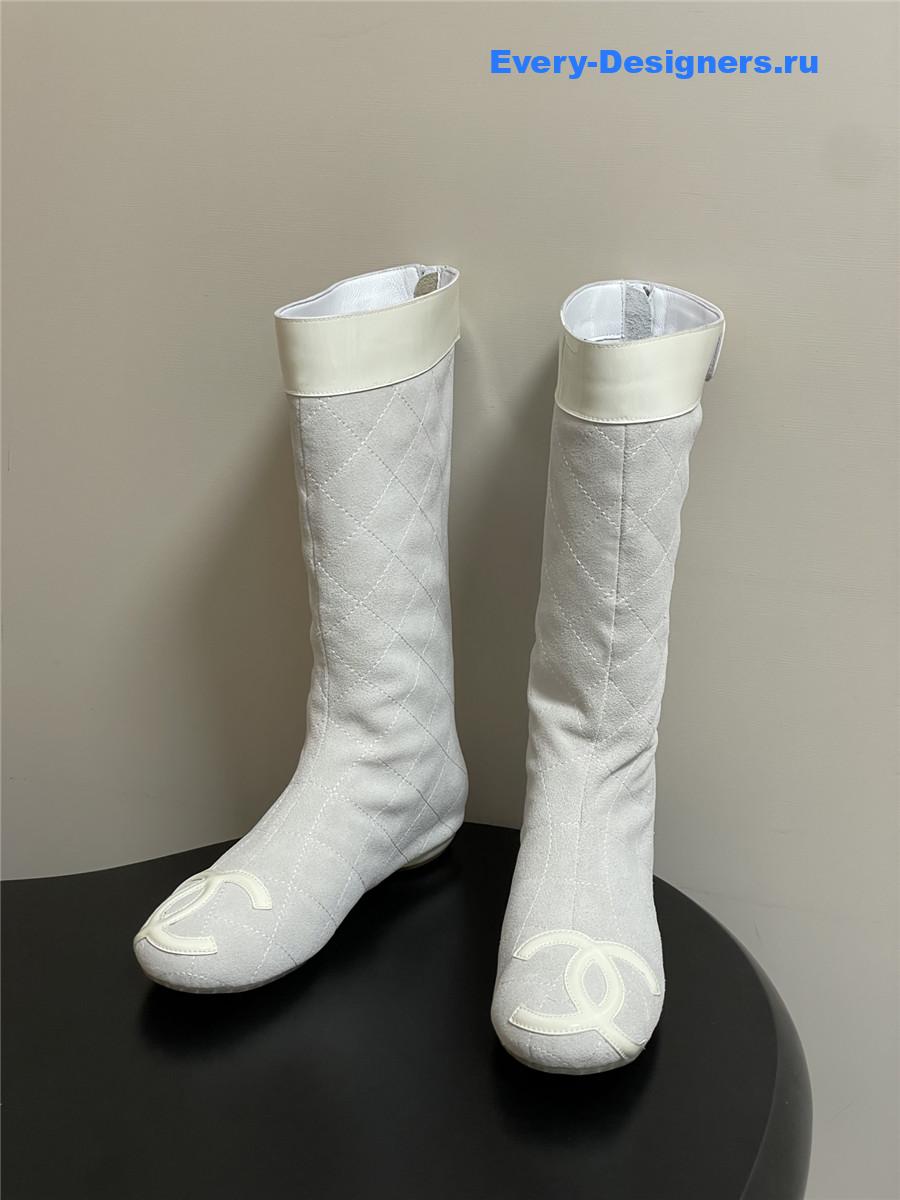 Ch**el white quilted suede boots
