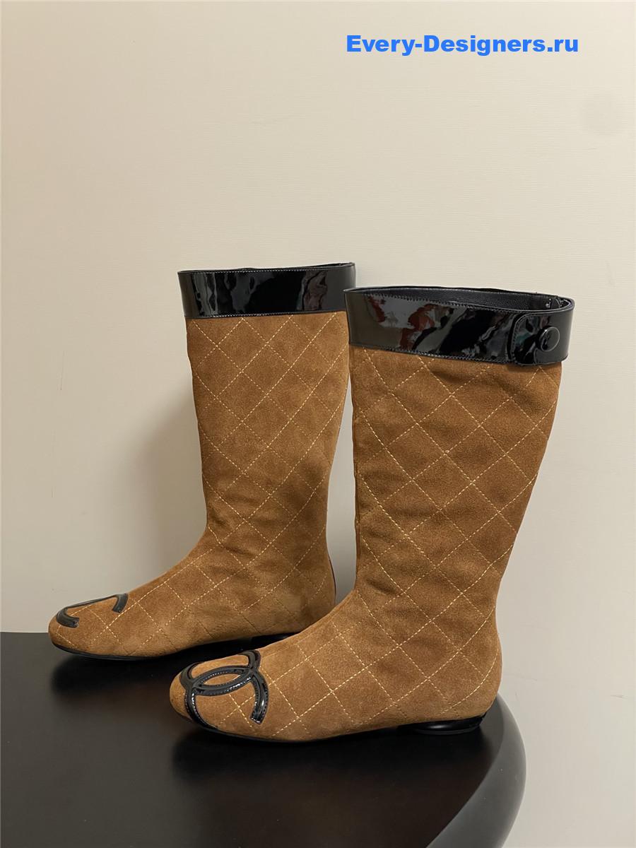 Ch**el camel quilted suede boots