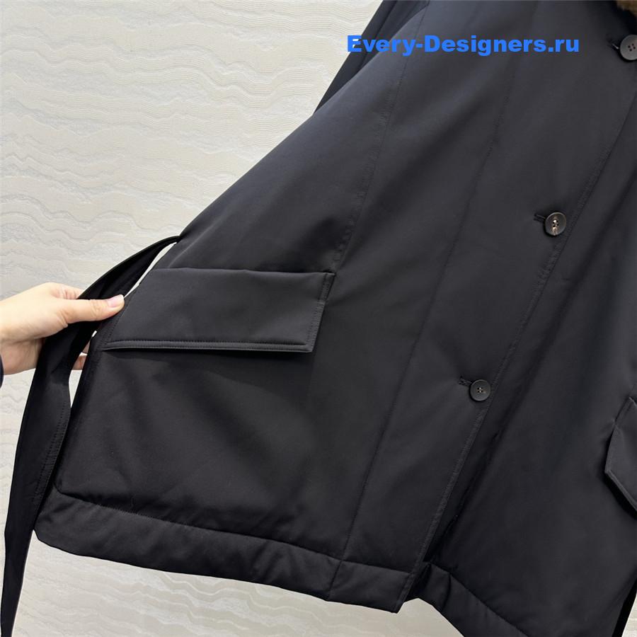 The R0w purple fox fur collar down jacket