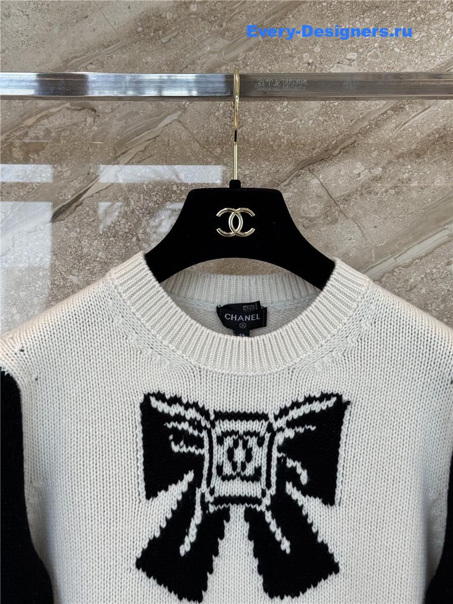 Ch**el coco neige bow knit sweater