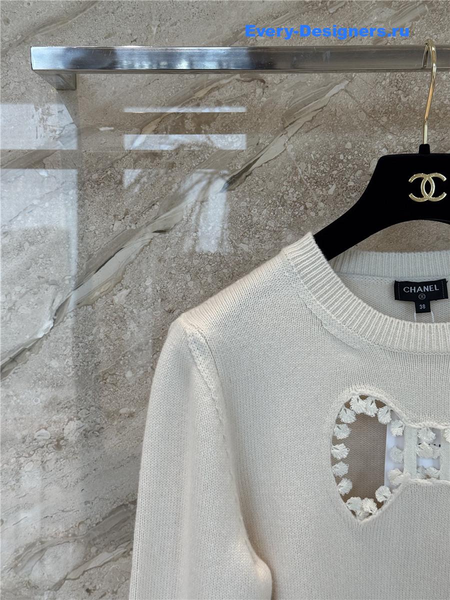 Ch**el white bow knit sweater
