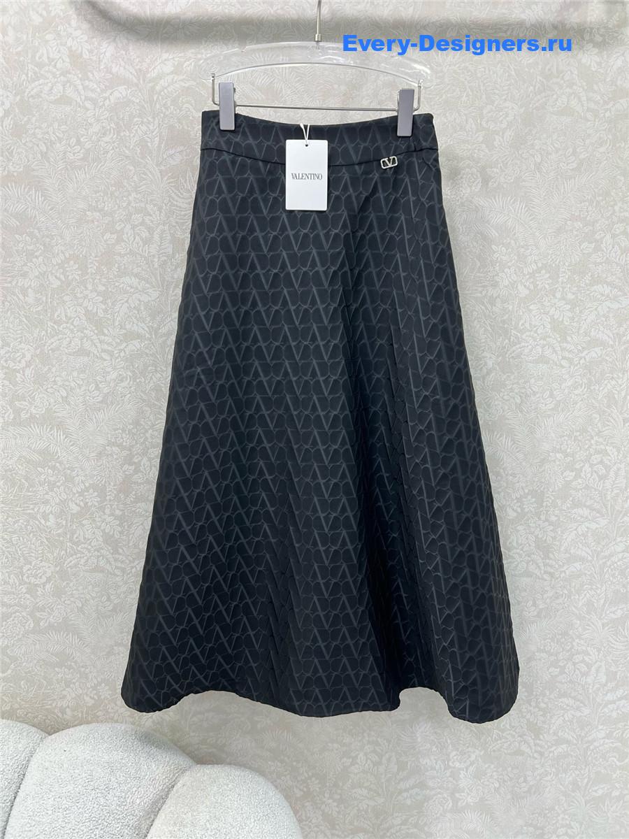 Va1e*ntin0 flocked jacquard maxi skirt