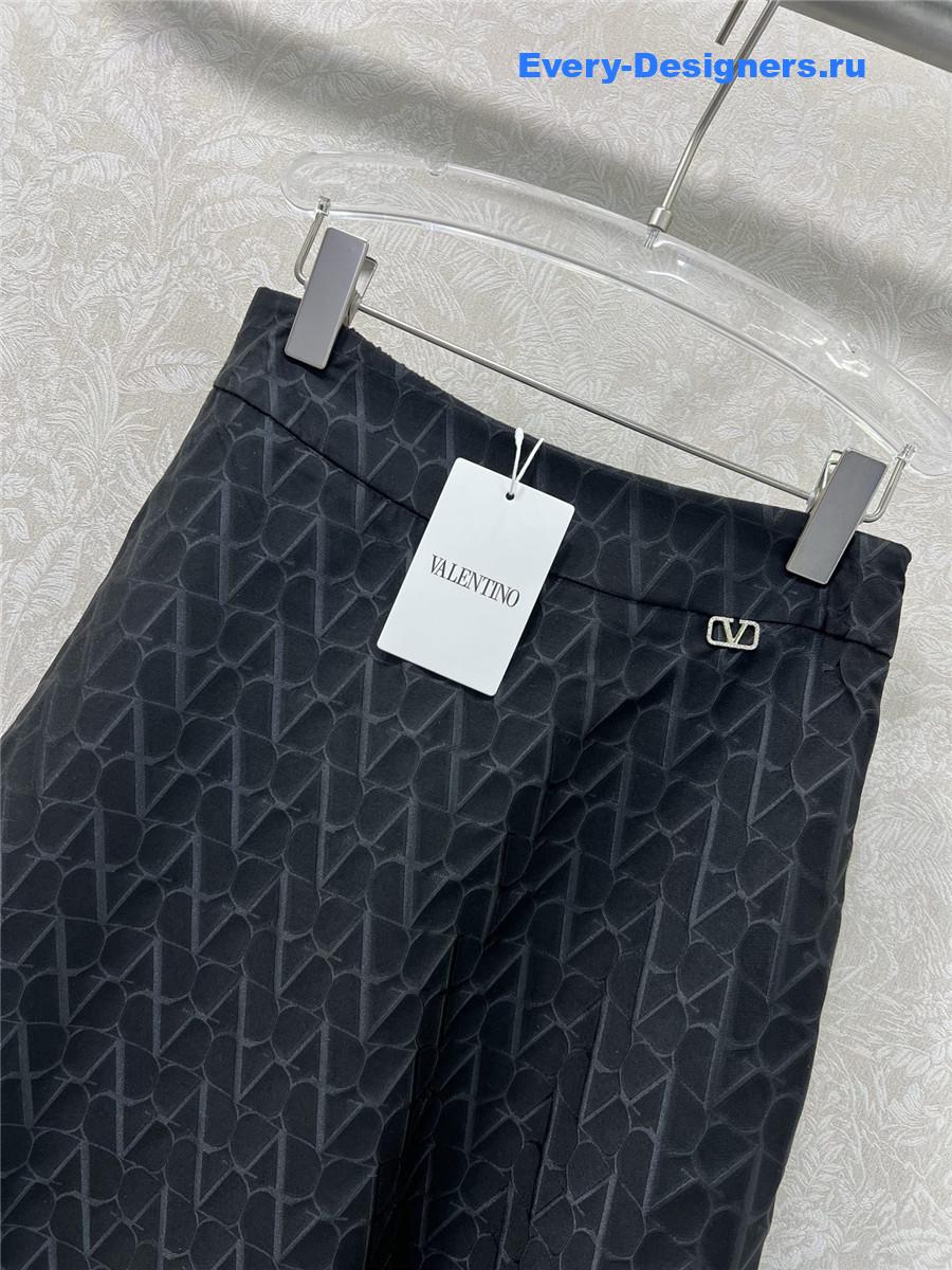 Va1e*ntin0 flocked jacquard maxi skirt