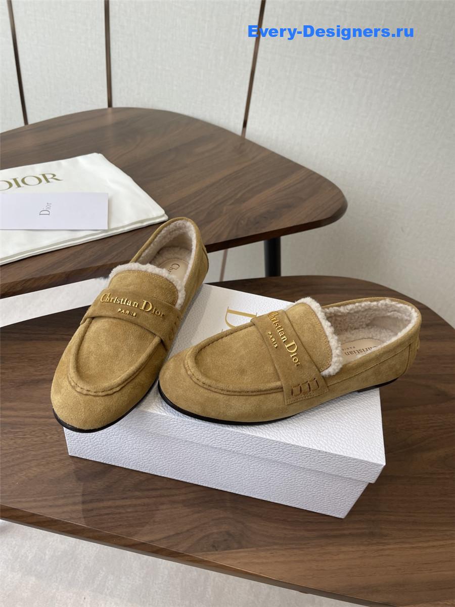 D10r brown suede goatskin loafers