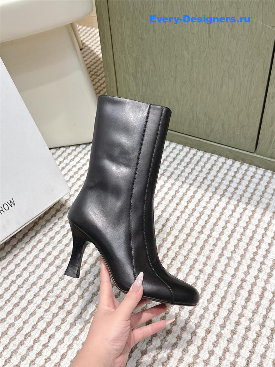 The R0w chunky heel round toe black ankle boots