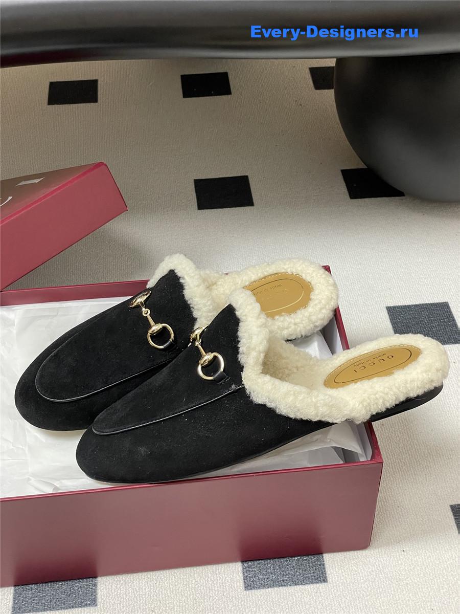 Gvc*1 wool black suede horsebit slippers